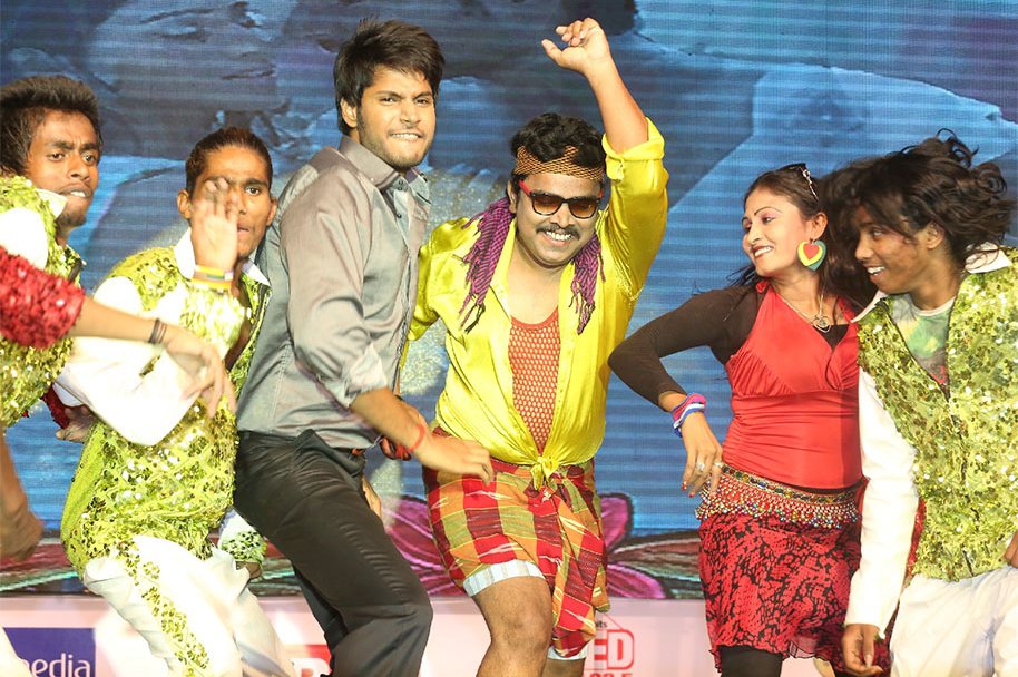 Sampu-Babu-Performance-at-Ra-Ra-Krishnayya-Audio
